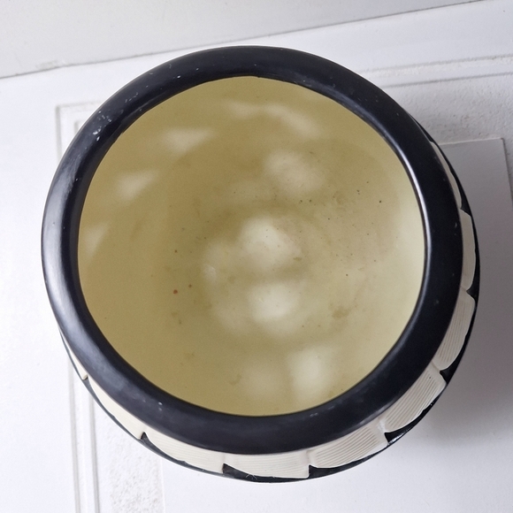 Partylite Black and Cream Feather Native American Pattern Light Candle Holder - Picture 4 of 10